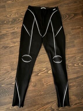 Maniere De Voir Black Leggings with White Piping